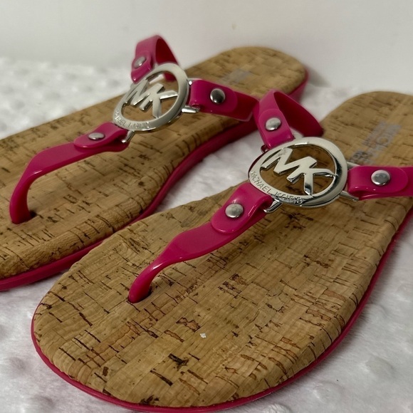 MICHAEL MICHAEL KORS Michael Kors Pink And Silver Cork Flip Flops! - Picture 4 of 7